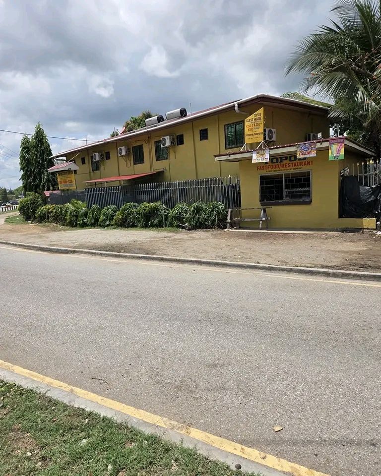 Topos Guest House
