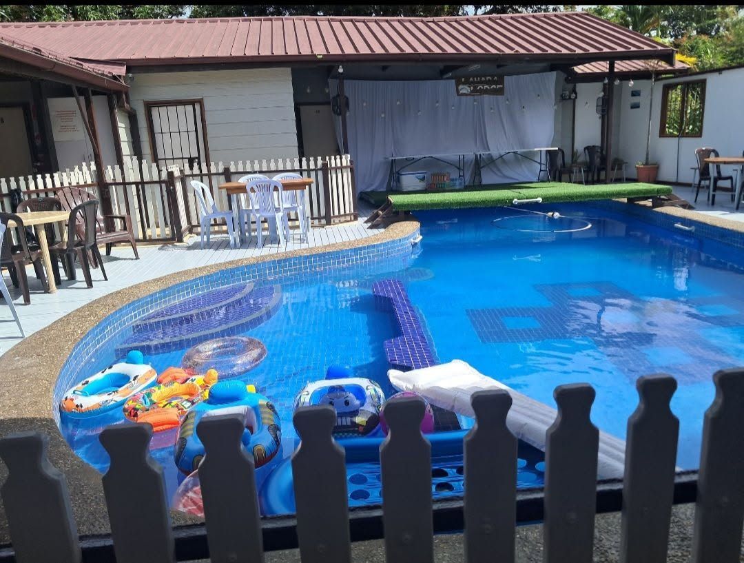 Lahara Lodge
