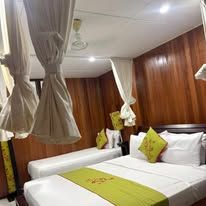 Raintree Lodge