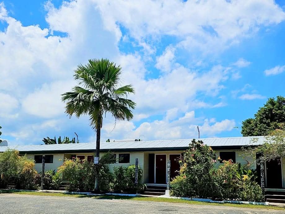 Sandaun Surf Hotel