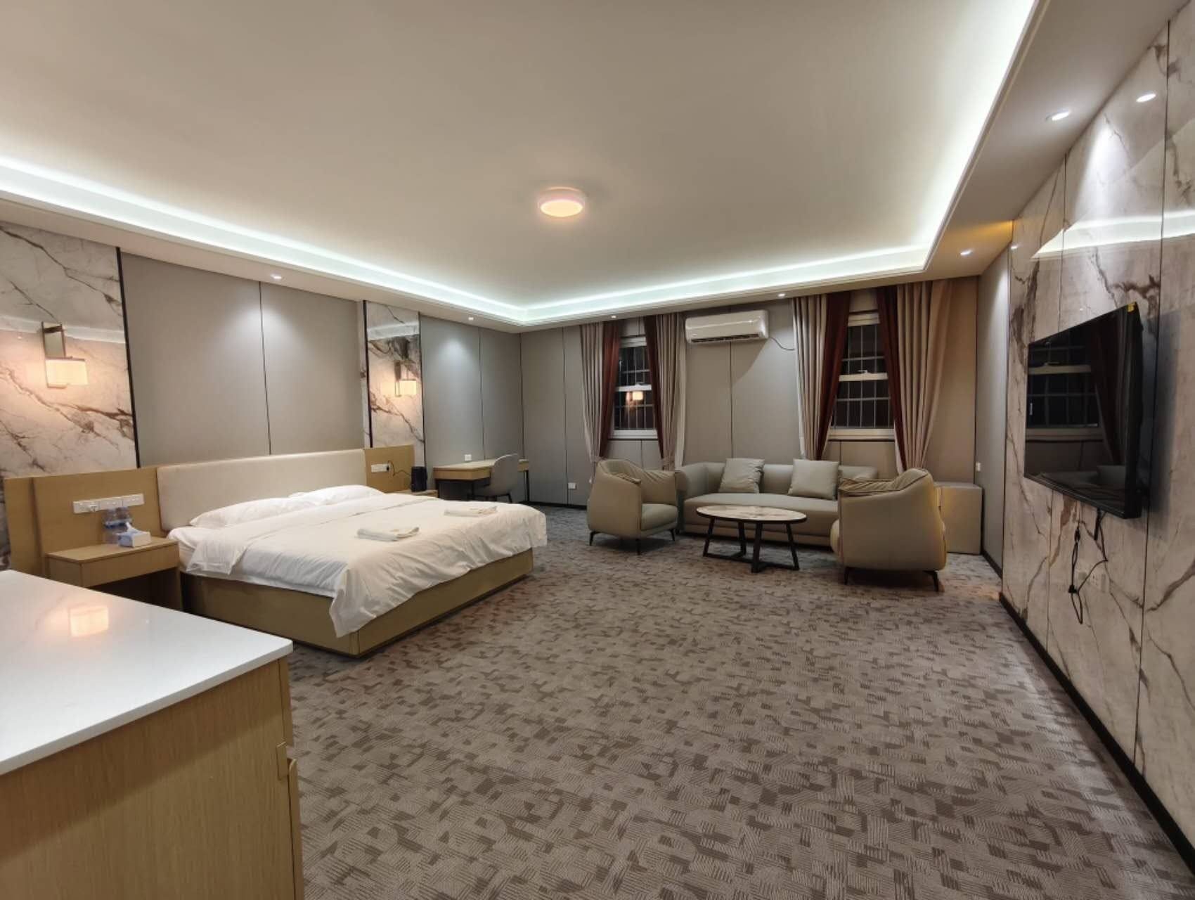 Lae Swan Hotel