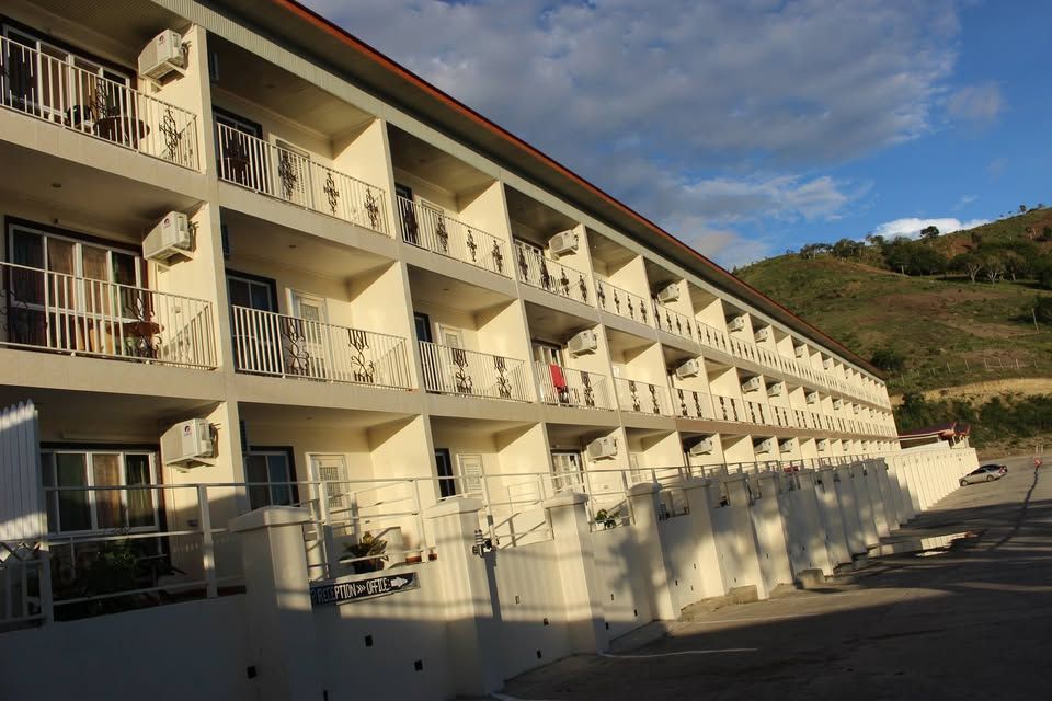 Mahuru Seaview Hotel